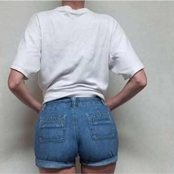 VINTAGE Old Navy Just Below Waist Mid Wash Shorts - Picture 3 of 10